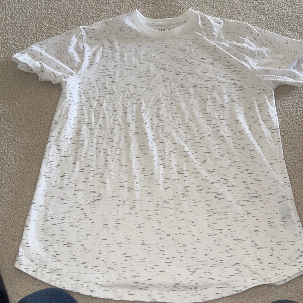 Men’s white crew neck tee, white gray, size L